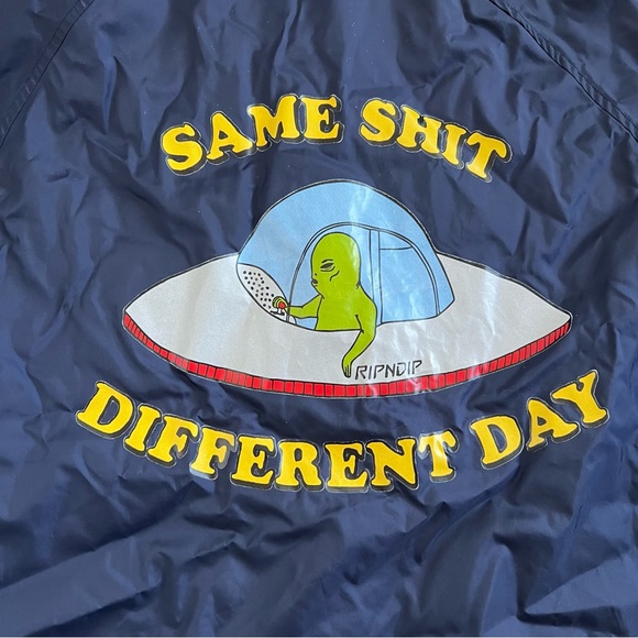 RipNDip Men’s Navy Blue Alien Same Sh!t Different Day Windbreaker Jacket MEDIUM - Picture 2 of 14